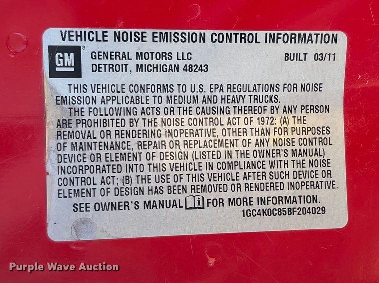 image for item FC5633 2011 Chevrolet Silverado 3500HD Crew Cab pickup truck
