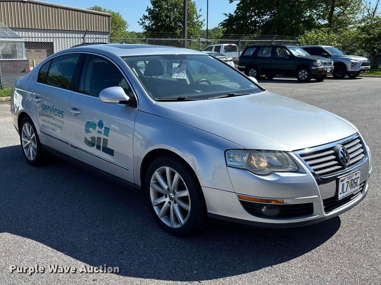 image for item FC5634 2010 Volkswagen Passat 