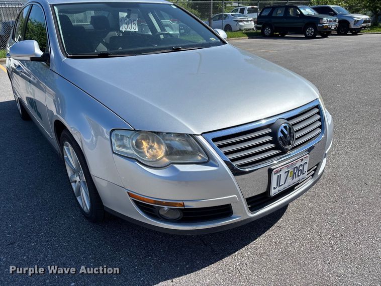 image for item FC5634 2010 Volkswagen Passat 