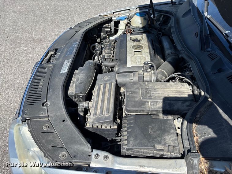 image for item FC5634 2010 Volkswagen Passat 