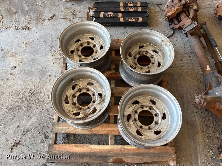 image for item FC5650 U-Joint Offroad E-series 4x4 conversion kit