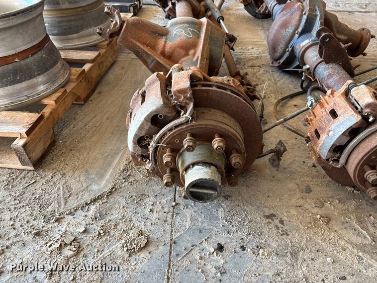 image for item FC5650 U-Joint Offroad E-series 4x4 conversion kit