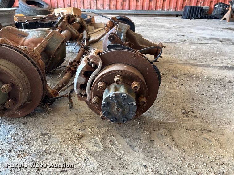image for item FC5650 U-Joint Offroad E-series 4x4 conversion kit