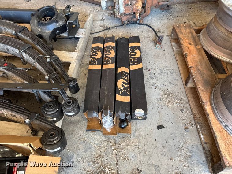 image for item FC5650 U-Joint Offroad E-series 4x4 conversion kit