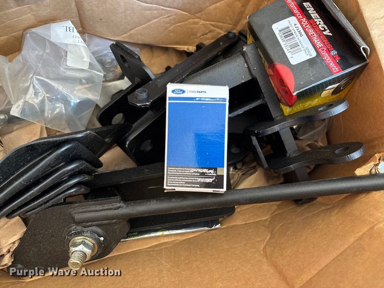 image for item FC5650 U-Joint Offroad E-series 4x4 conversion kit