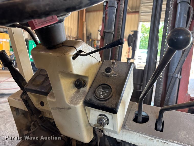 image for item FC5653 Nissan EH02A25V forklift