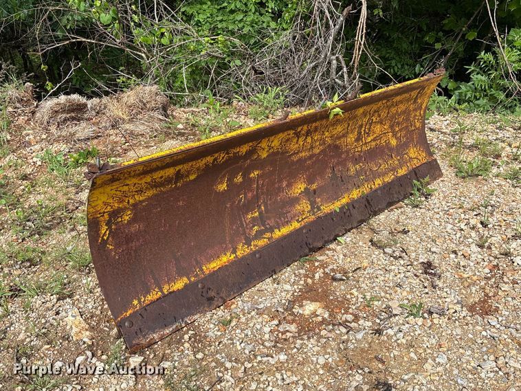 image for item FC5674 Meyer ST-90 snow plow