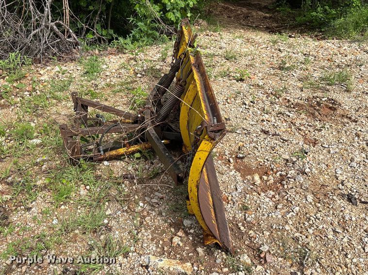image for item FC5674 Meyer ST-90 snow plow