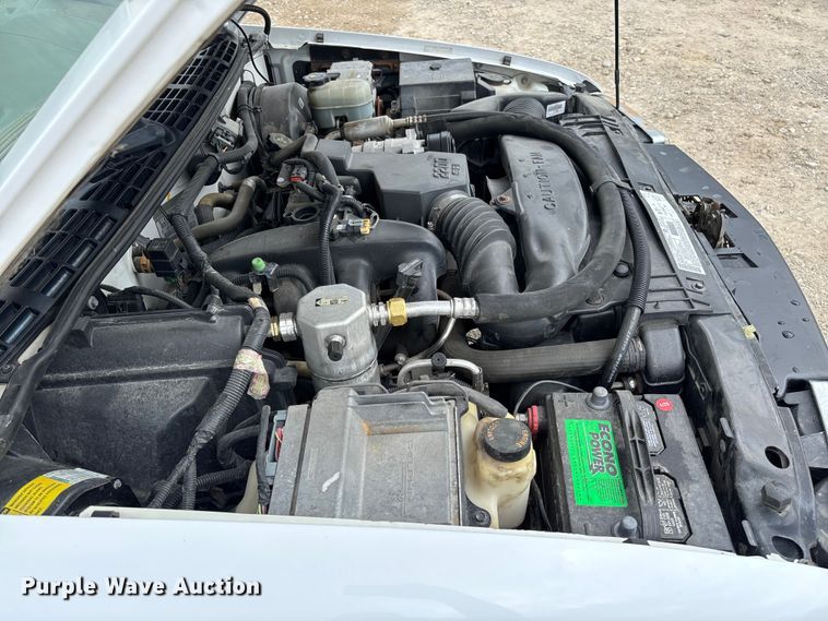 image for item FC5708 2001 Chevrolet S-10 Ext. Cab pickup truck