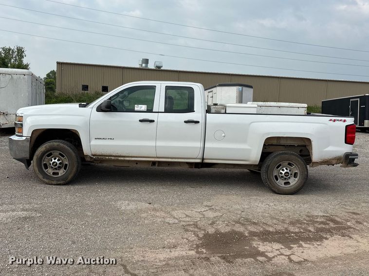 image for item FG0316 2015 Chevrolet Silverado 2500HD Ext. Cab pickup truck