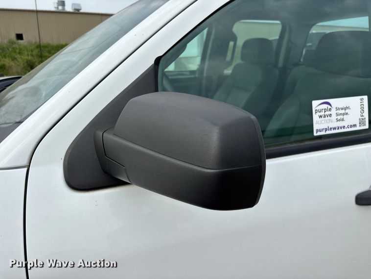 image for item FG0316 2015 Chevrolet Silverado 2500HD Ext. Cab pickup truck
