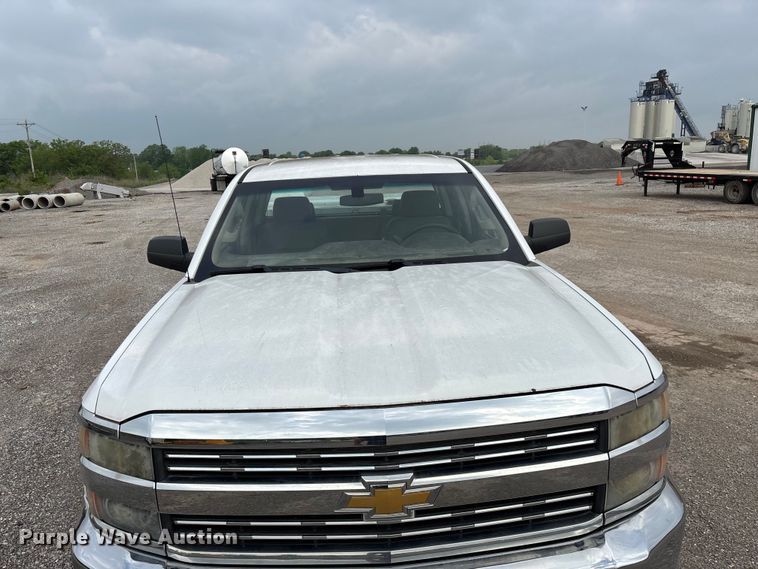image for item FG0316 2015 Chevrolet Silverado 2500HD Ext. Cab pickup truck