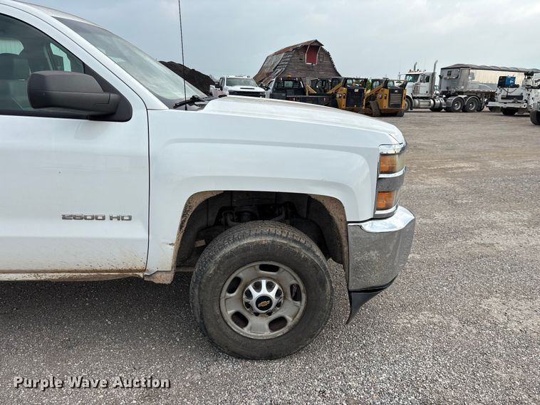 image for item FG0316 2015 Chevrolet Silverado 2500HD Ext. Cab pickup truck
