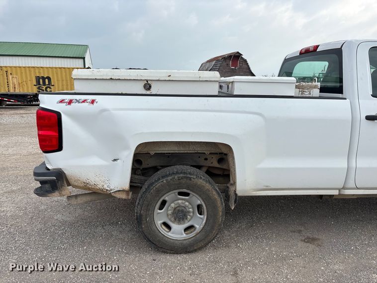 image for item FG0316 2015 Chevrolet Silverado 2500HD Ext. Cab pickup truck