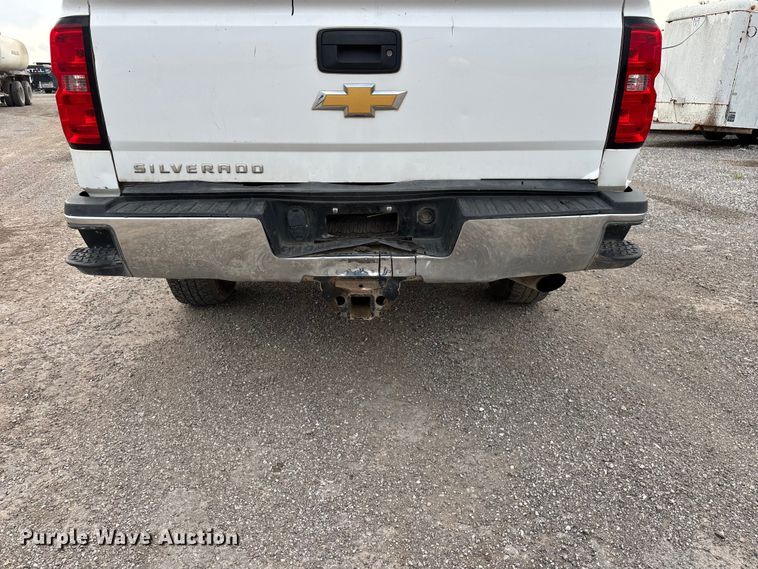 image for item FG0316 2015 Chevrolet Silverado 2500HD Ext. Cab pickup truck