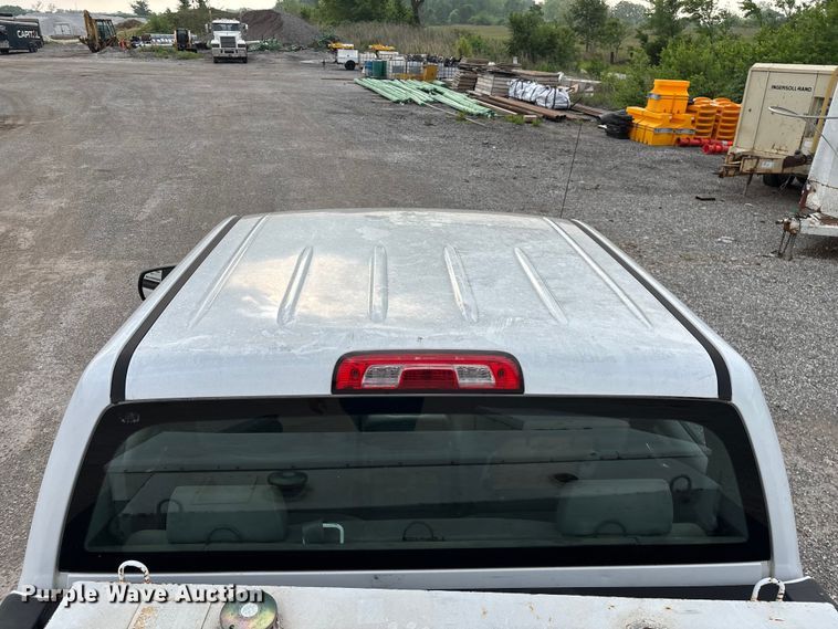 image for item FG0316 2015 Chevrolet Silverado 2500HD Ext. Cab pickup truck