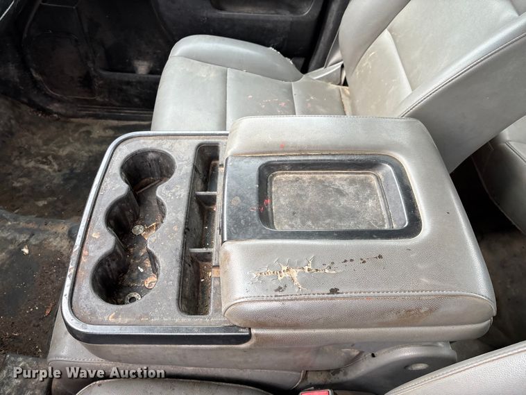 image for item FG0316 2015 Chevrolet Silverado 2500HD Ext. Cab pickup truck