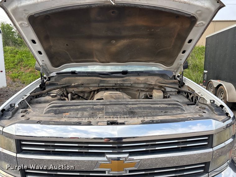 image for item FG0316 2015 Chevrolet Silverado 2500HD Ext. Cab pickup truck