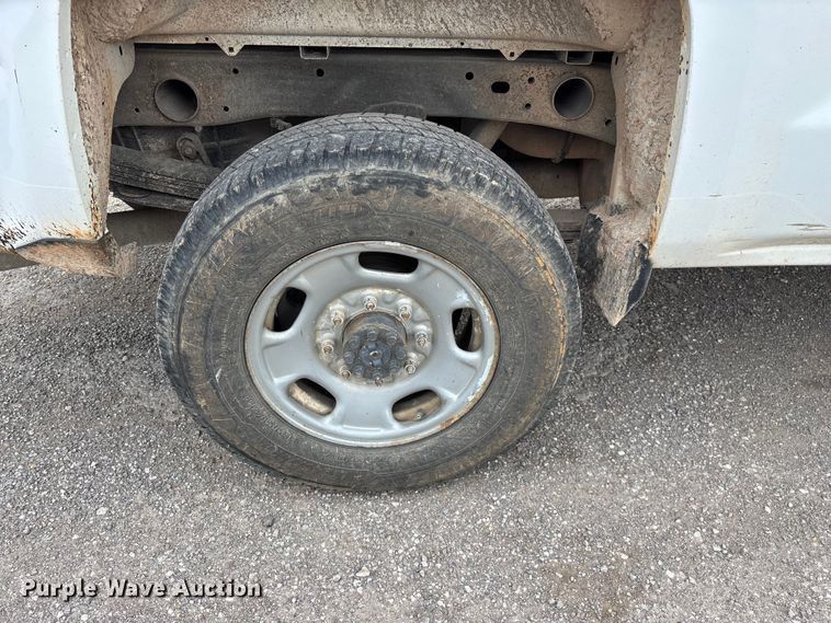 image for item FG0316 2015 Chevrolet Silverado 2500HD Ext. Cab pickup truck