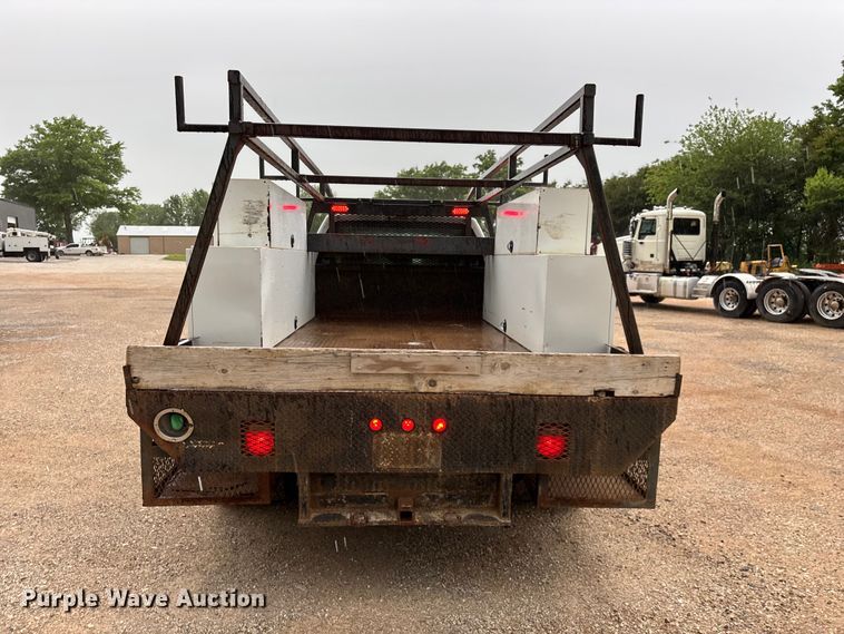 image for item FG0333 2013 Ford F450 Super Duty XL Crew Cab flatbed truck