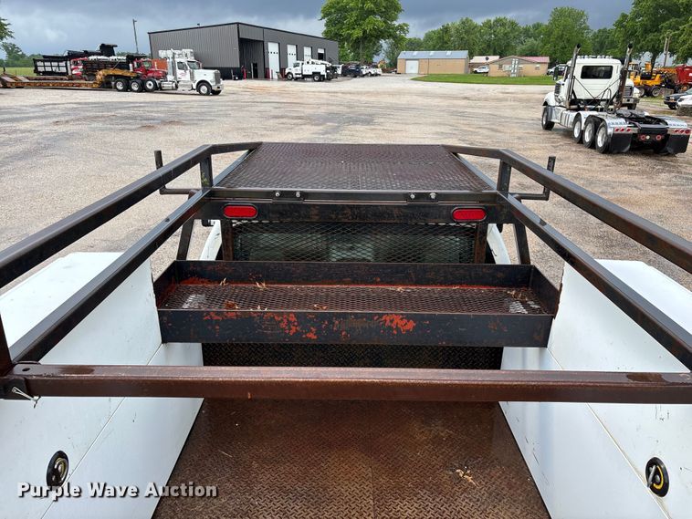 image for item FG0333 2013 Ford F450 Super Duty XL Crew Cab flatbed truck