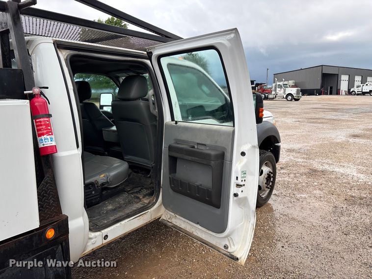 image for item FG0333 2013 Ford F450 Super Duty XL Crew Cab flatbed truck