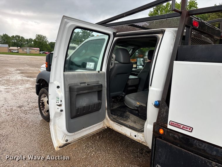 image for item FG0333 2013 Ford F450 Super Duty XL Crew Cab flatbed truck