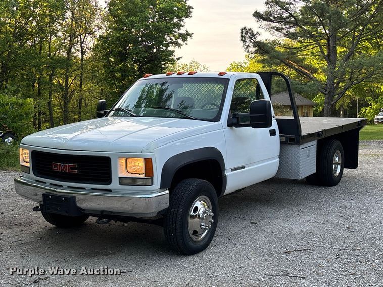 Photo of a 1999 GMC Sierra 3500