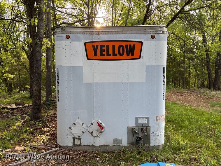 image for item FG0343 2001 Fruehuaf dry van trailer