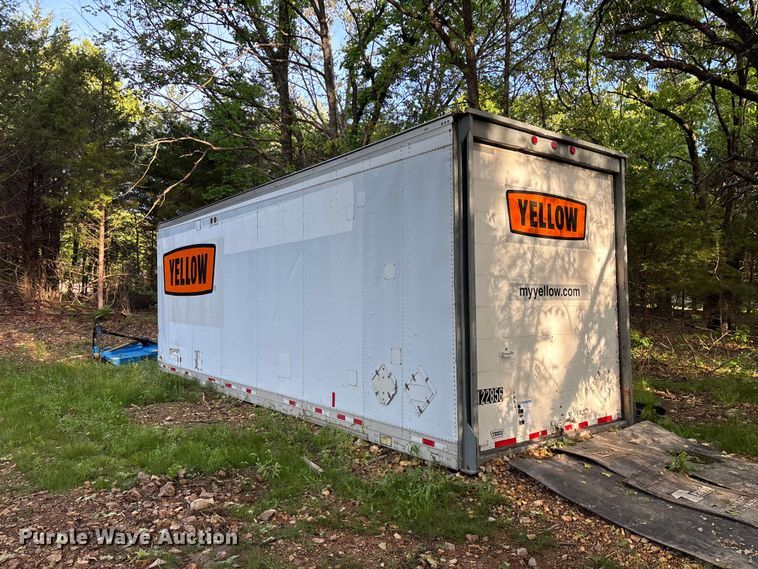 image for item FG0343 2001 Fruehuaf dry van trailer
