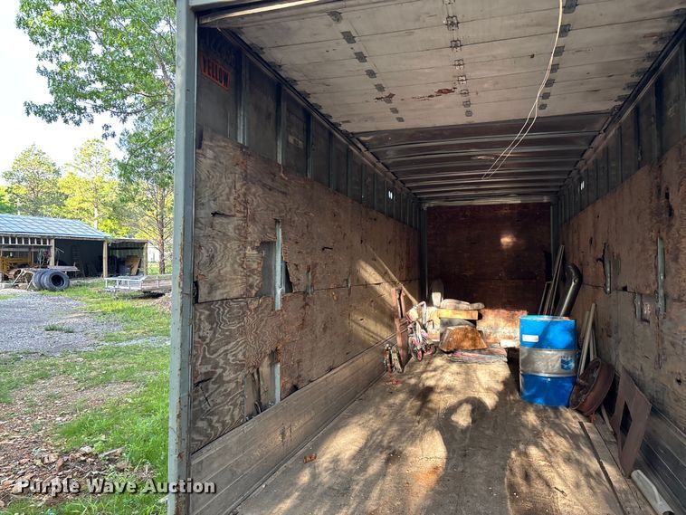 image for item FG0343 2001 Fruehuaf dry van trailer
