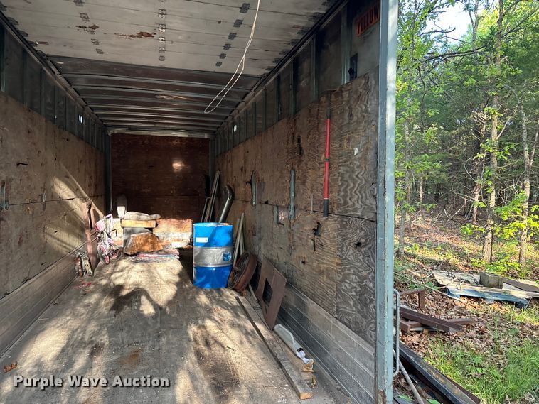 image for item FG0343 2001 Fruehuaf dry van trailer