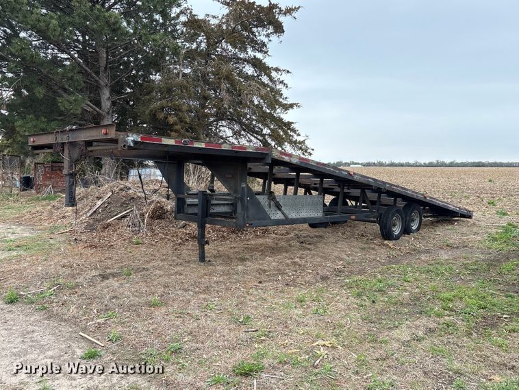 image for item FG2950 1999 Kaufman Trailers car carrier