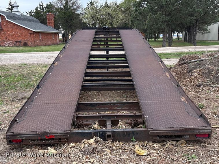 image for item FG2950 1999 Kaufman Trailers car carrier