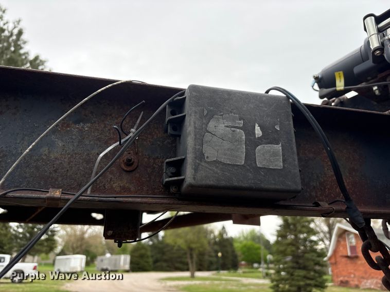 image for item FG2950 1999 Kaufman Trailers car carrier