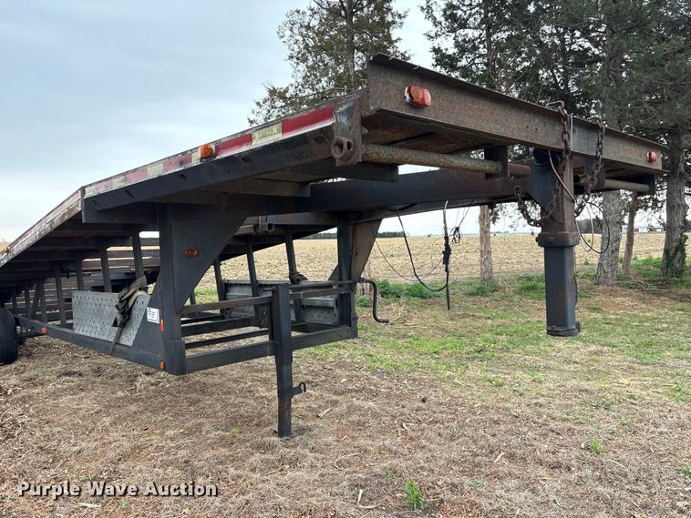 image for item FG2950 1999 Kaufman Trailers car carrier