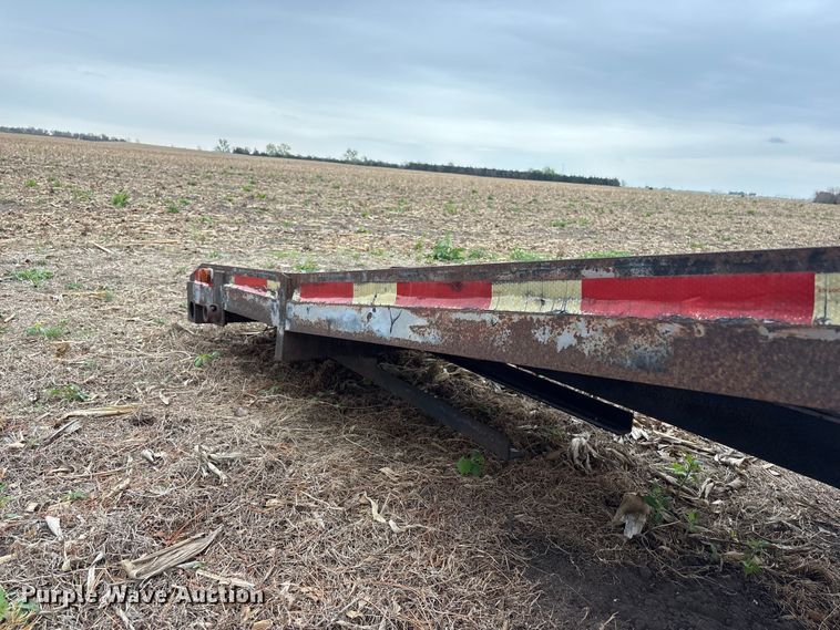 image for item FG2950 1999 Kaufman Trailers car carrier