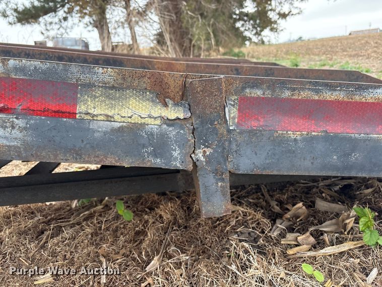 image for item FG2950 1999 Kaufman Trailers car carrier