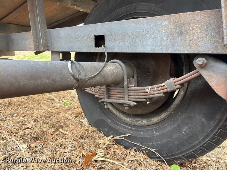 image for item FG2950 1999 Kaufman Trailers car carrier