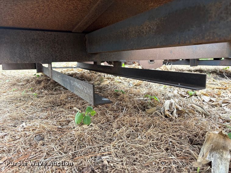 image for item FG2950 1999 Kaufman Trailers car carrier