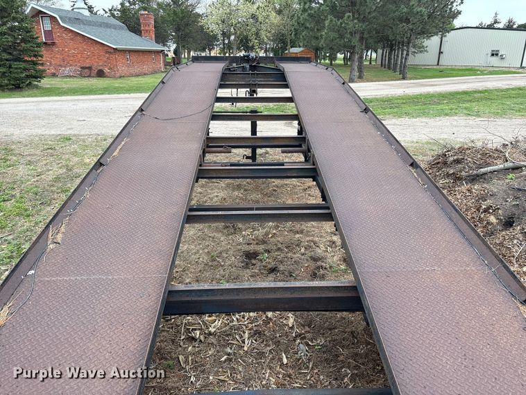 image for item FG2950 1999 Kaufman Trailers car carrier