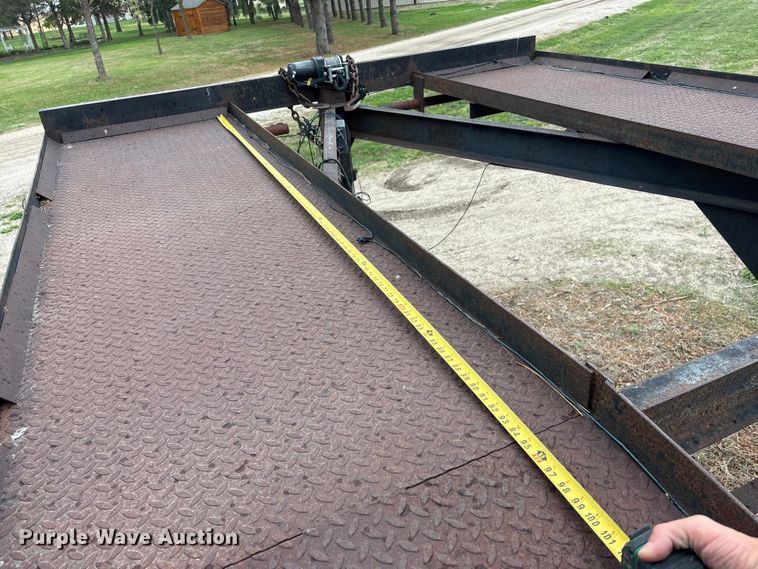 image for item FG2950 1999 Kaufman Trailers car carrier