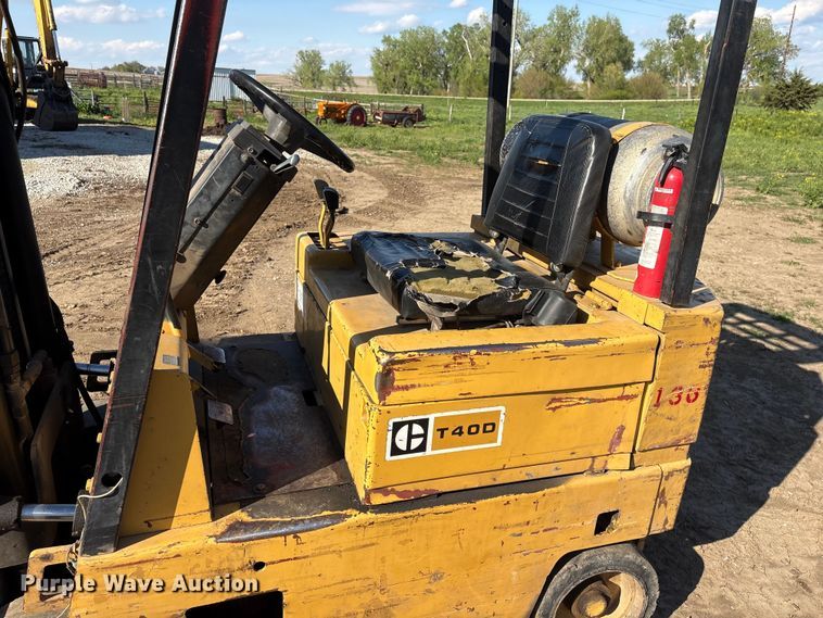 image for item FG2953 Caterpillar T40D forklift