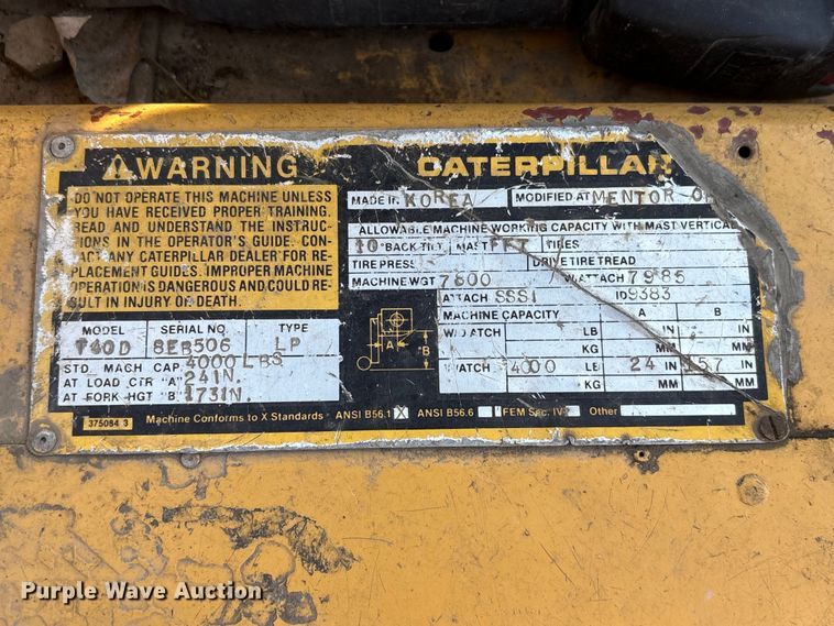 image for item FG2953 Caterpillar T40D forklift