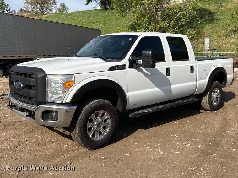 2014 Ford F250 Super Duty Crew Cab pickup truck