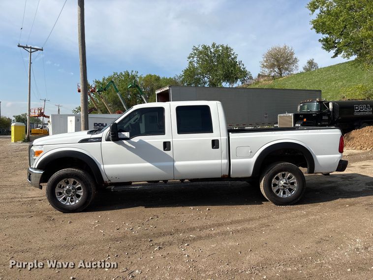 image for item FG2955 2014 Ford F250 Super Duty Crew Cab pickup truck