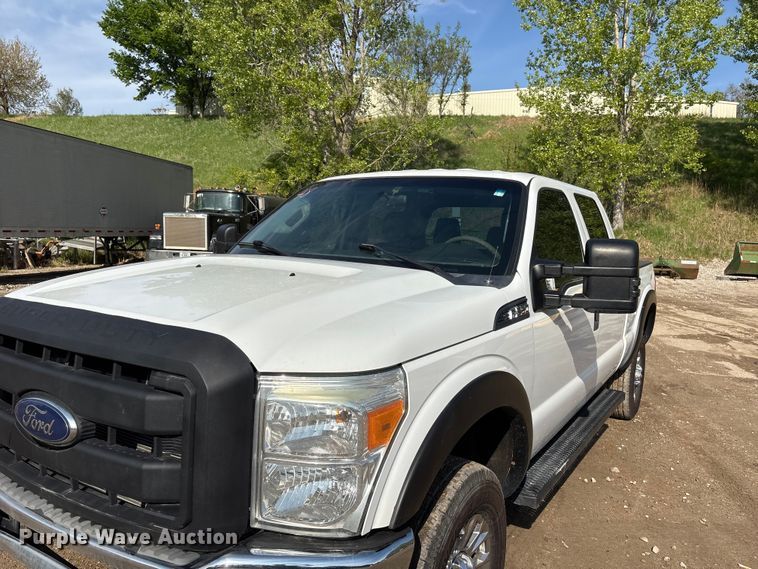 image for item FG2955 2014 Ford F250 Super Duty Crew Cab pickup truck