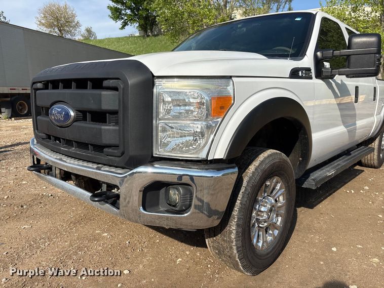 image for item FG2955 2014 Ford F250 Super Duty Crew Cab pickup truck