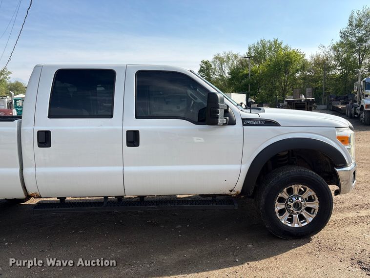 image for item FG2955 2014 Ford F250 Super Duty Crew Cab pickup truck