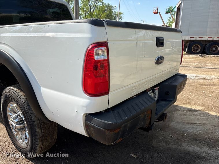 image for item FG2955 2014 Ford F250 Super Duty Crew Cab pickup truck